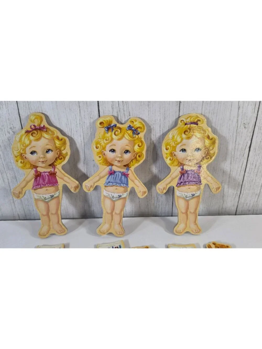 VINTAGE TS SHURE TEENY TINY TRIPLETS WOODEN MAGNETIC DRESS UP DOLLS PLAYSET LOT
